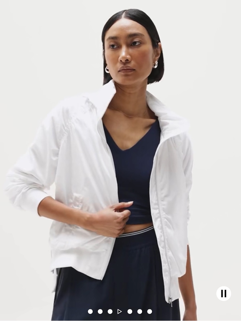 Athleta White Jet Set Bomber Jacket Sz Small 
Water repellent